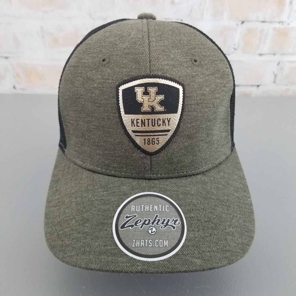 NWT Zephyr University of Kentucky Wildcats Grey/Black Snapback Hat/Cap Mesh